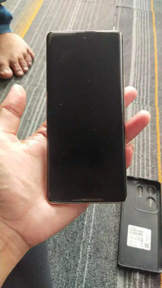 Infinix zero 30 8+5/256 gb