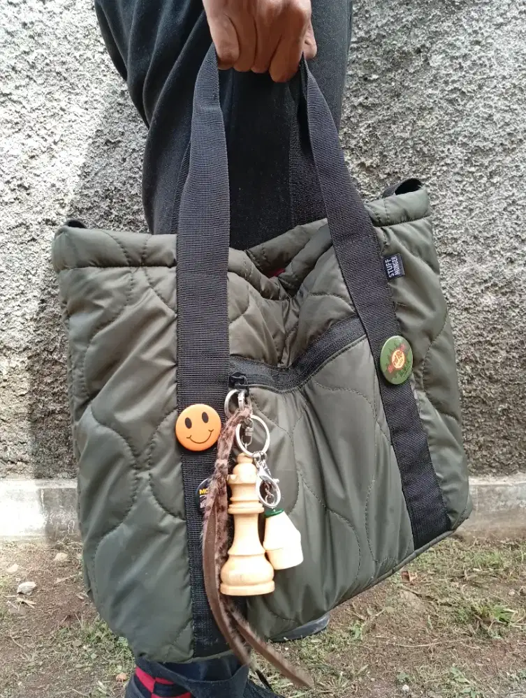 TAS SELEMPANG STAF MONGER