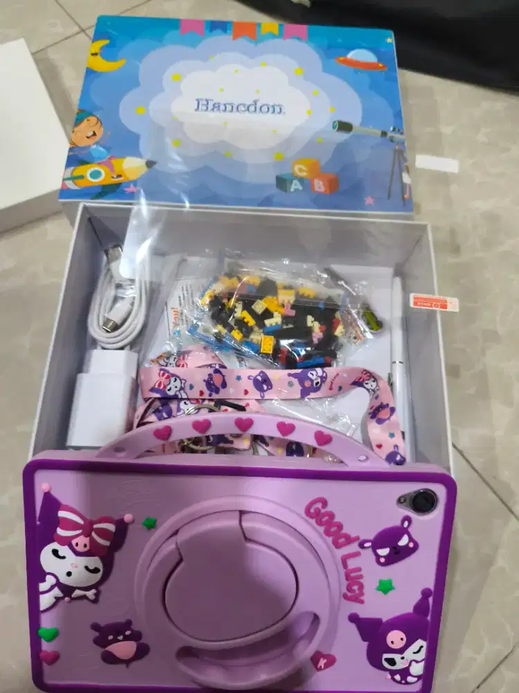 Tablet hancdon tipe F16