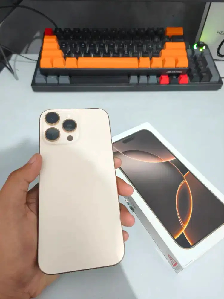 Iphone 16 promax 256gb like new