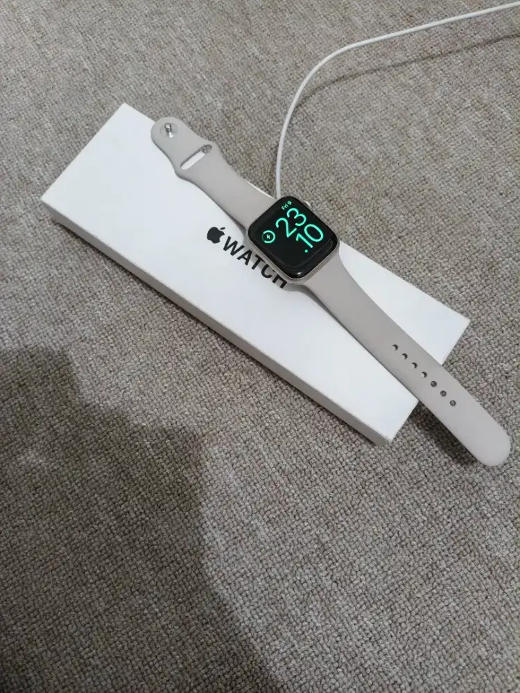 Apple Watch SE2 44mm