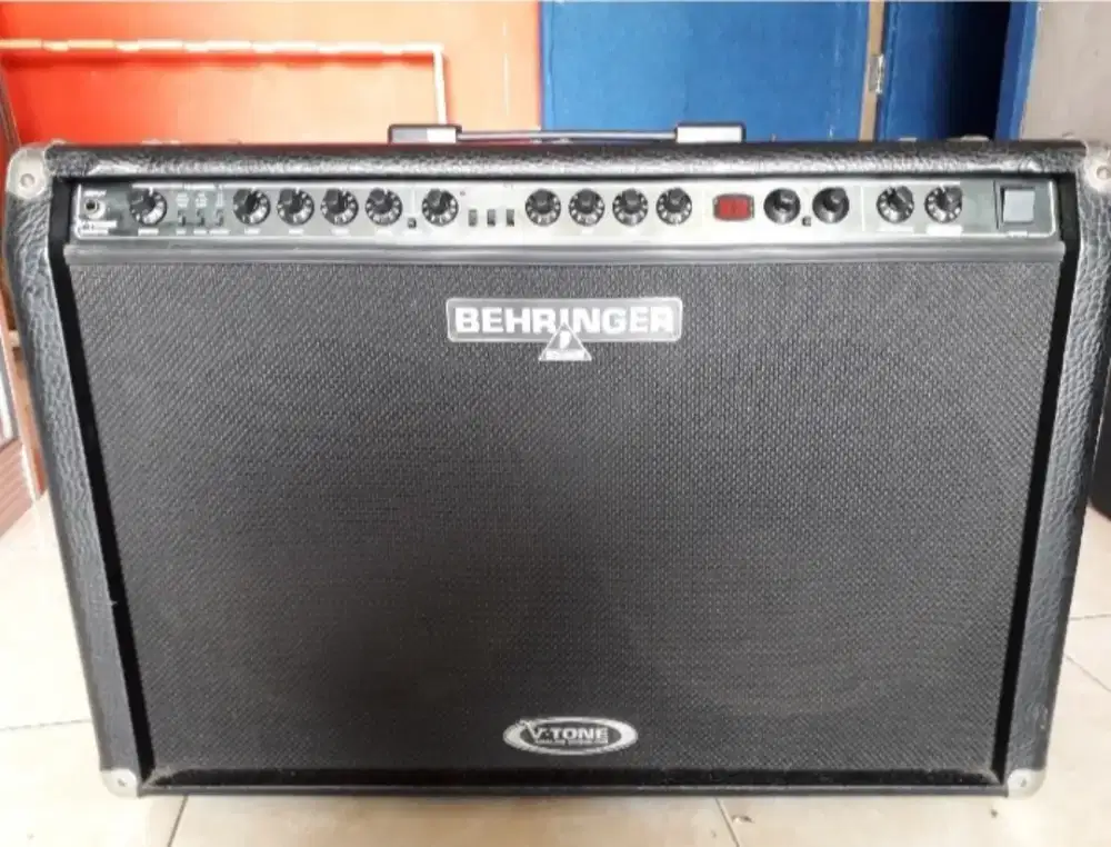 Ampli gitar behringer vtone 12x2 original