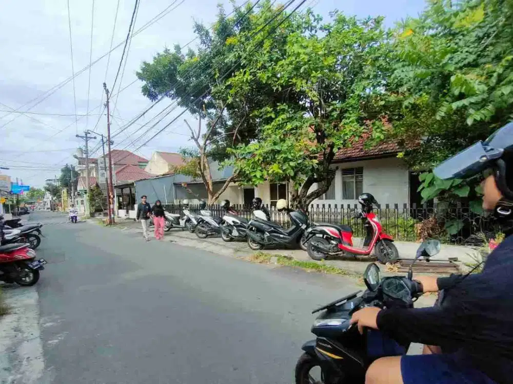DIJUAL TANAH STRATEGIS DEKAT KAMPUS UGM KAWASAN PREMIUM CATURTUNGGAL DEPOK SLEMAN