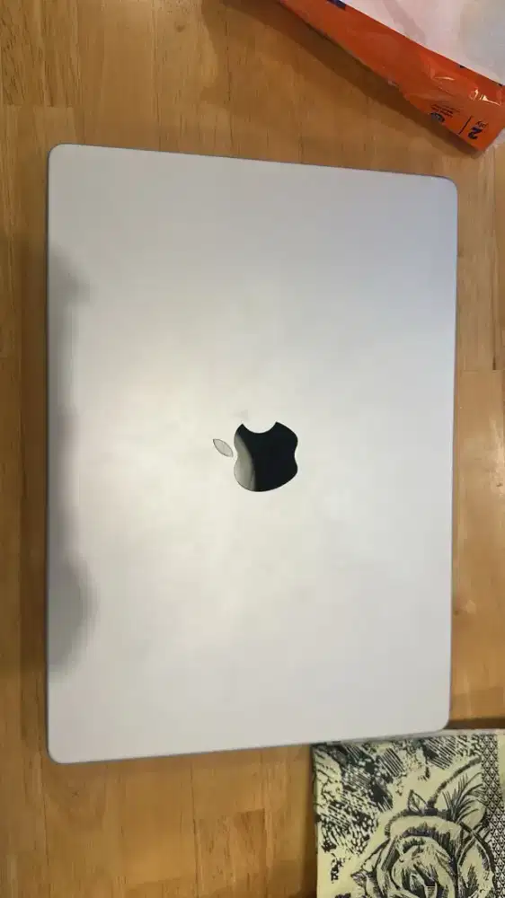 Macbook Pro 2021 M1 Pro 32/512 14 Silver