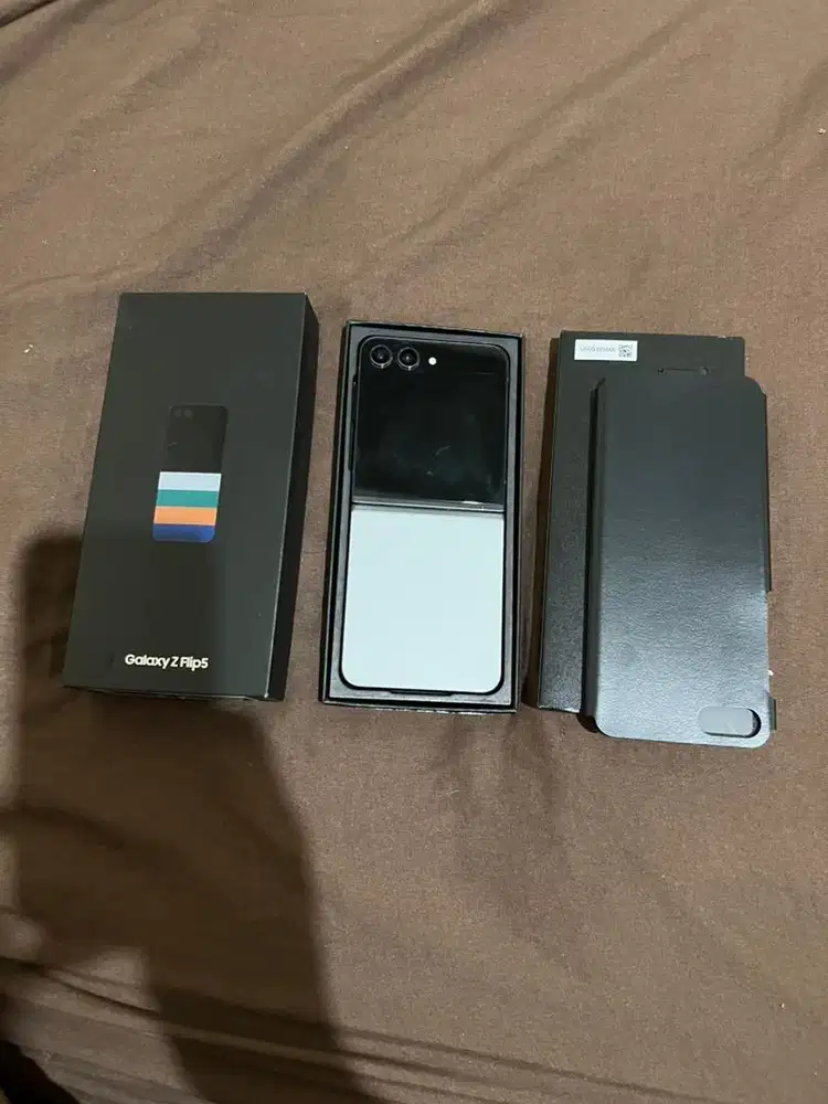 Samsung galaxy z flip5 5G 8/512 sein