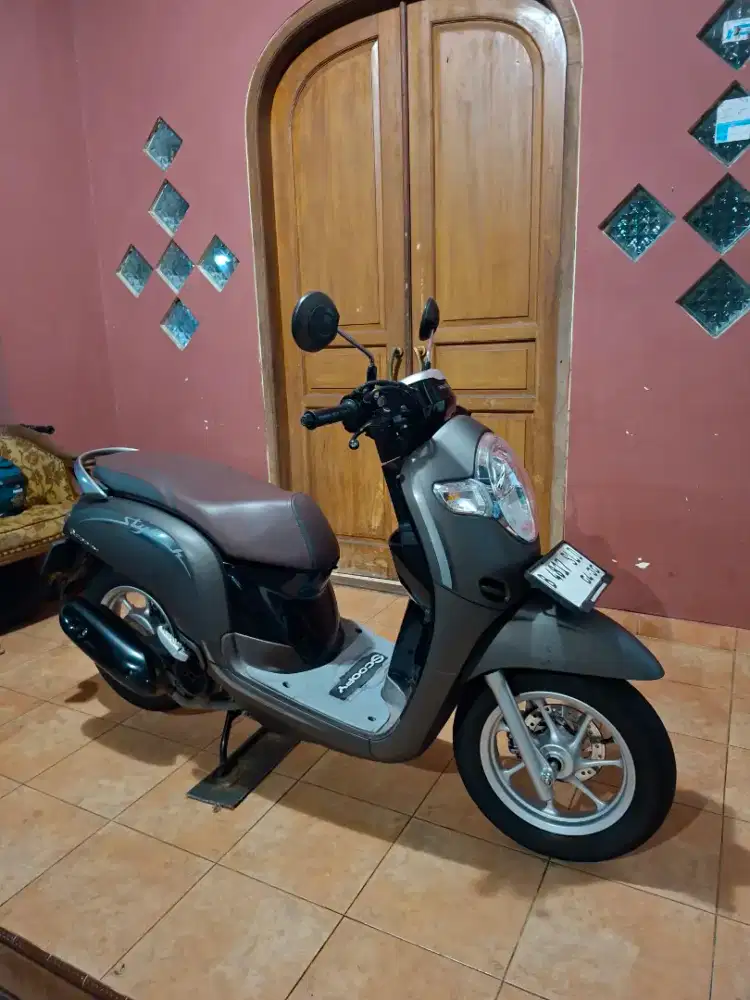 Scoopy ESP 2020 Cbs iSs