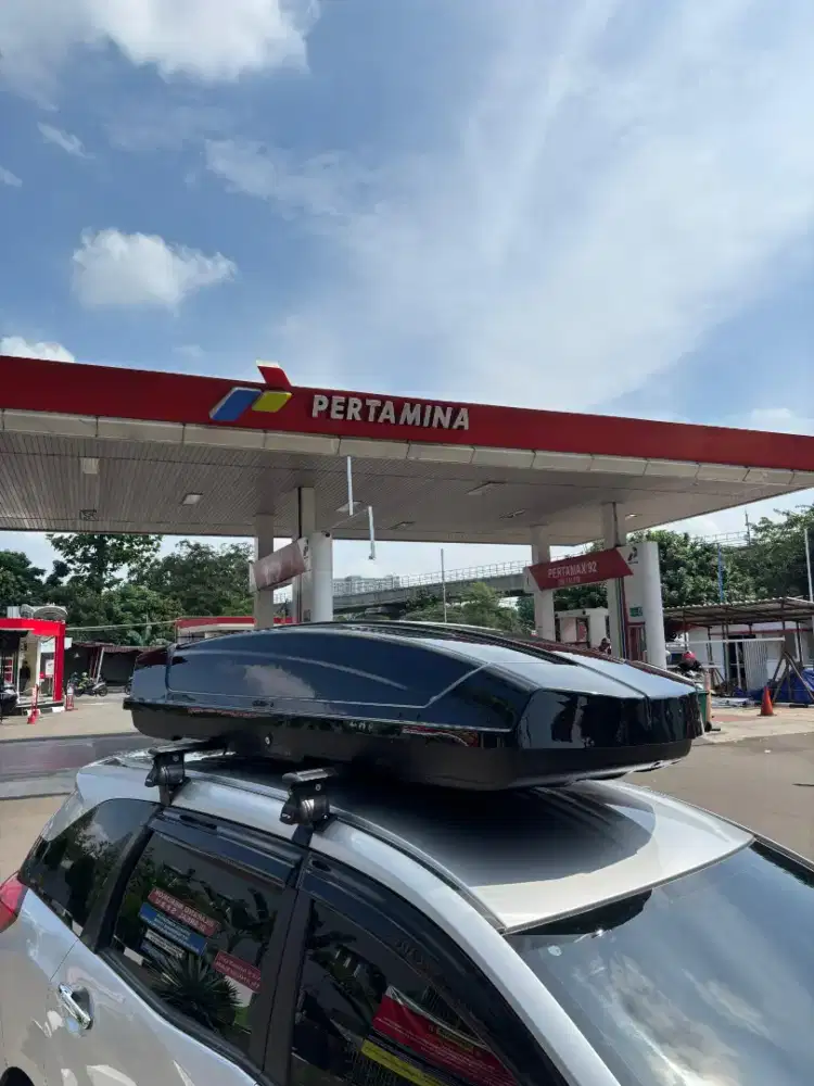 Roofbox model thule motion xt 900 liter