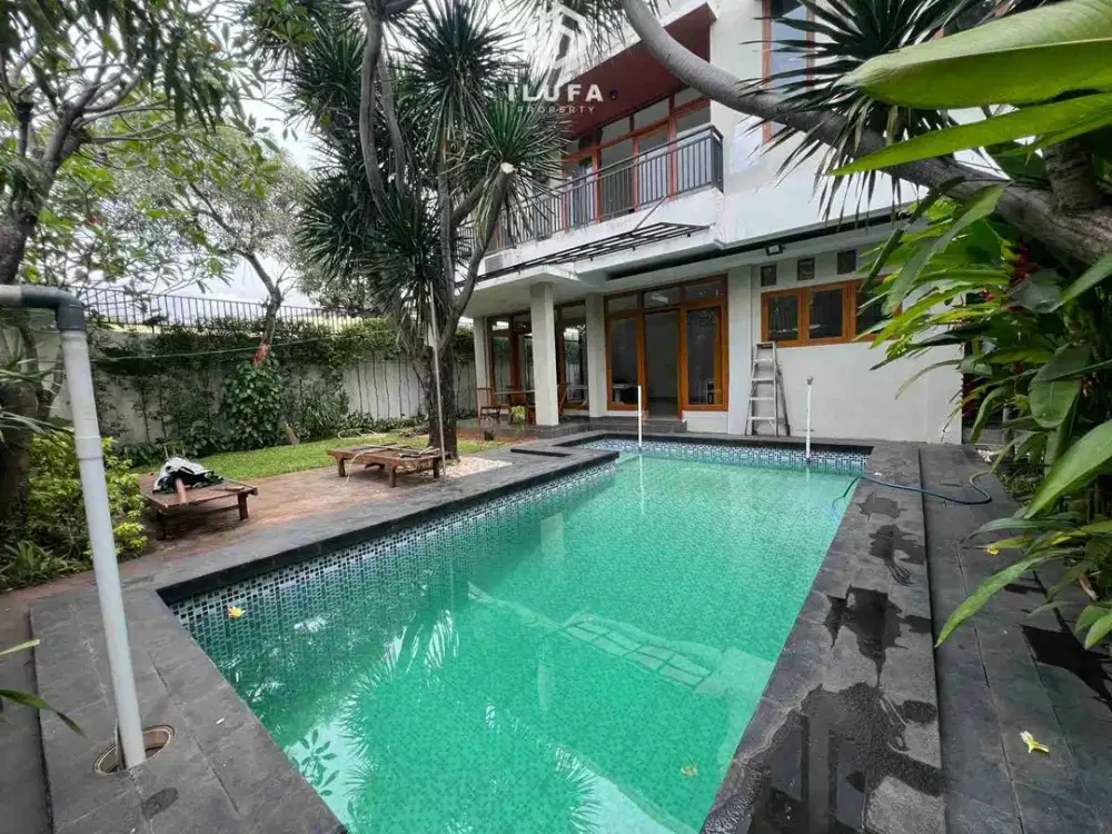 disewakan rumah semi furnish area premier kemang bisa untuk kantor