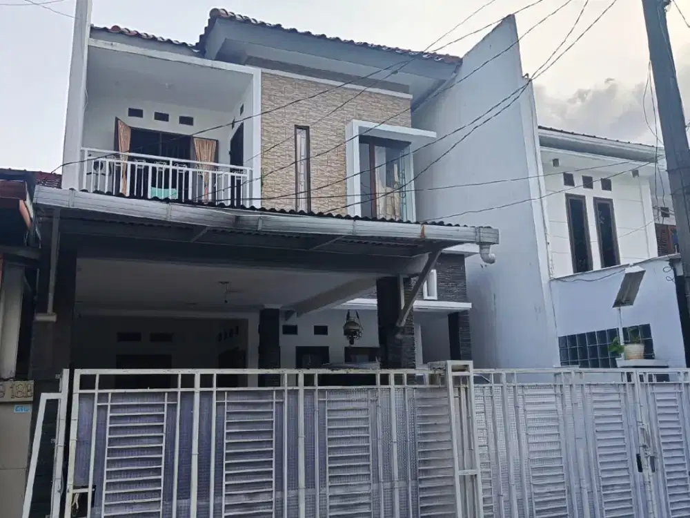 Dijual Rumah Bagus Siap Huni di Mahkota Simprug Ciledug