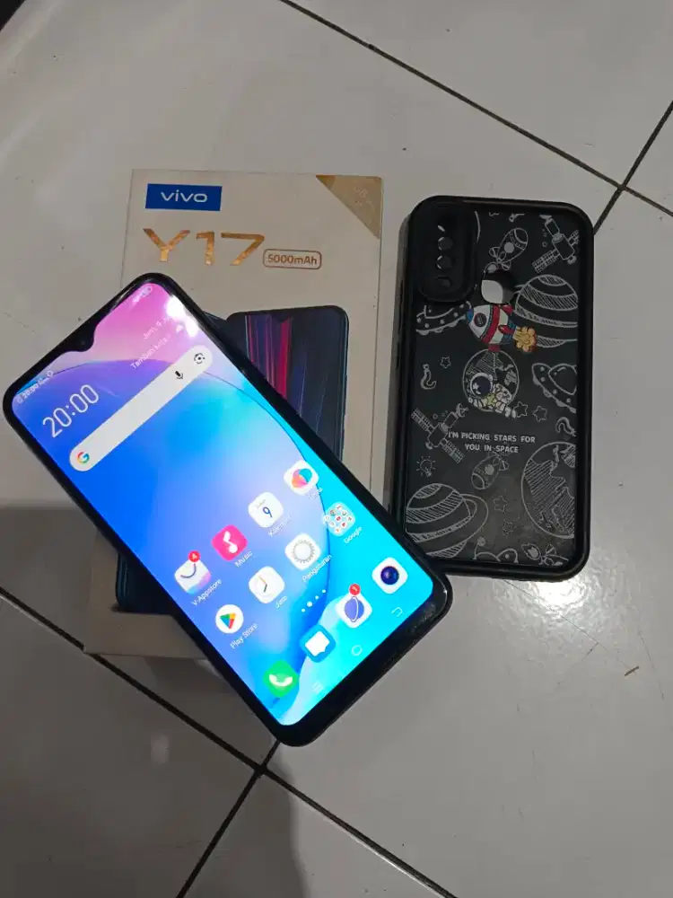 Handphone vivo y17
