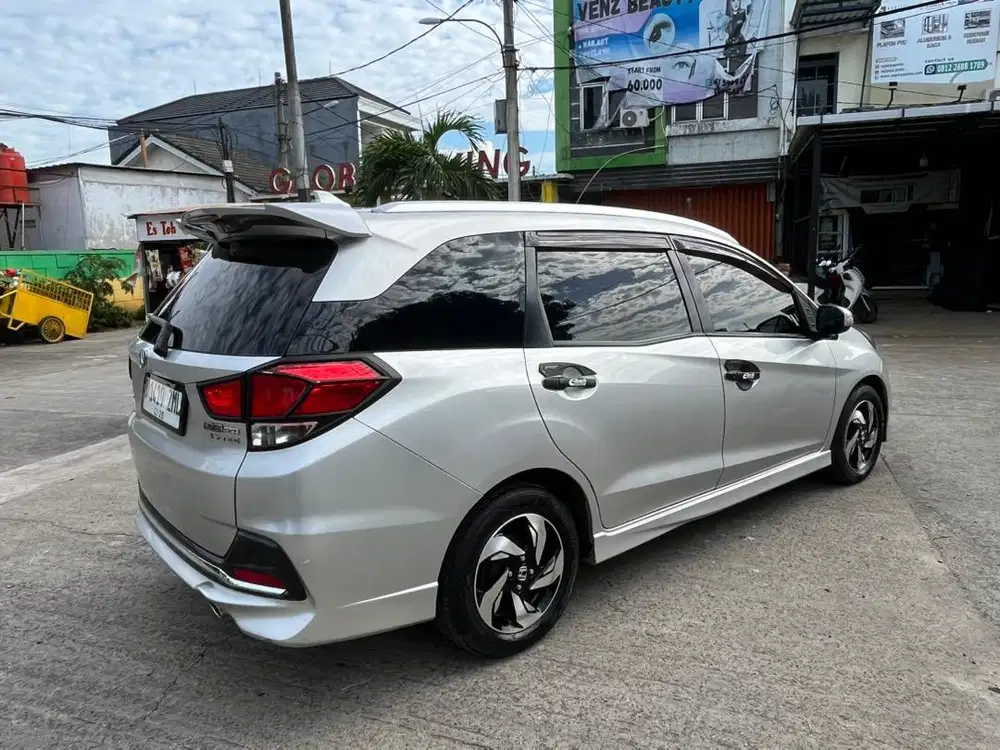 Mobilio RS metik 2014