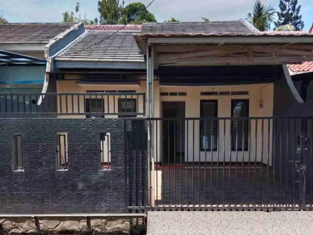 Dijual Rumah Bagus Siap Huni di Bukit Nusa Indah