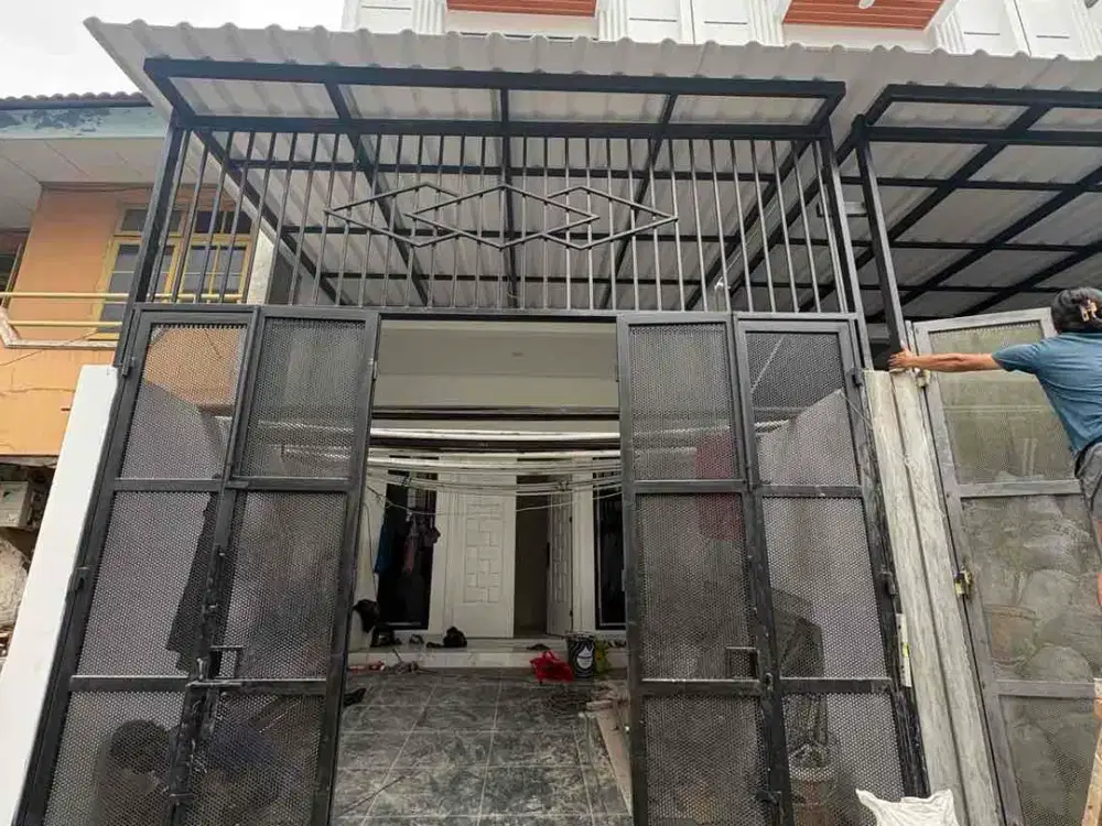 Rumah Baru 4 Lantai Di Tanjung duren Duri kepa Jakarta Barat
