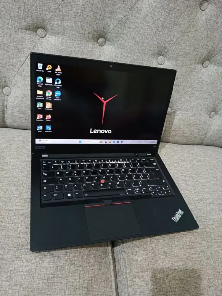 Laptop Lenovo Thinkpad Ryzen 3 Pro RAM 8GB SSD 256 VGA Radeon 2gb