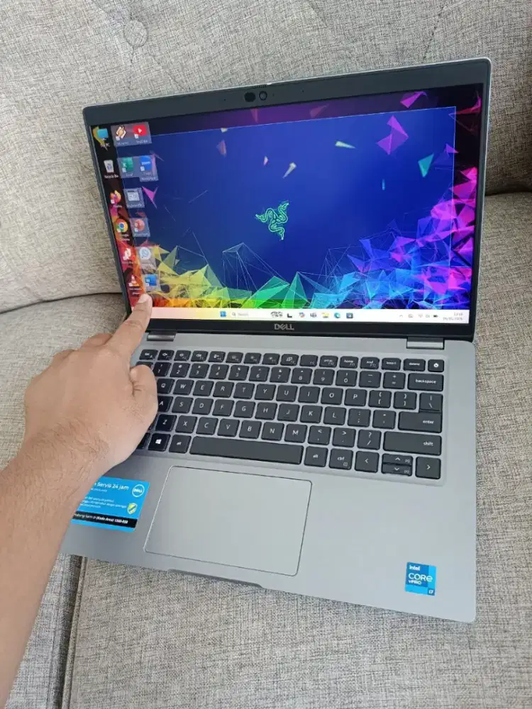 Laptop Core i7 Gen 11 RAM 16gb SSD 512GBVGA Rafsê