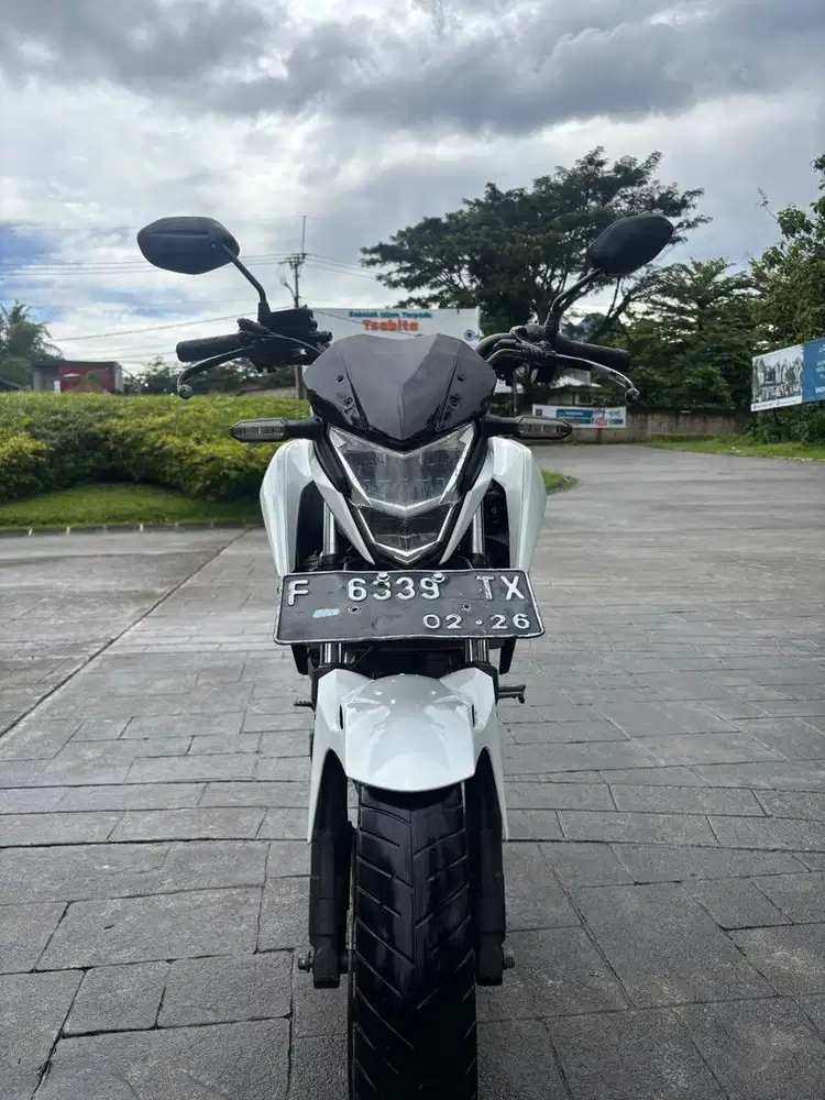 Jual Cepat CB 150R / 11JUTA NEGO sampe jadi!!