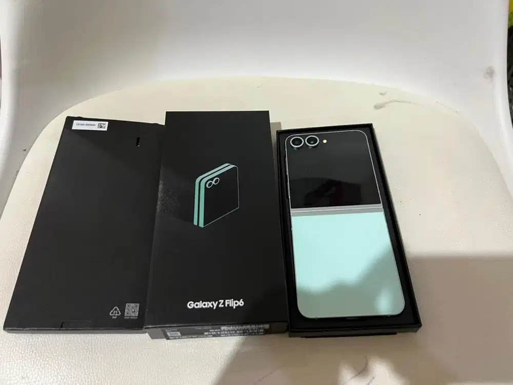 Samsung galaxy z flip6 5G 12/256 sein