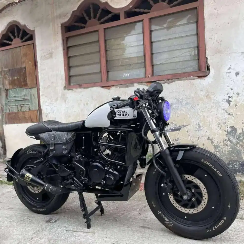 FS Bretcafe Byson 2011