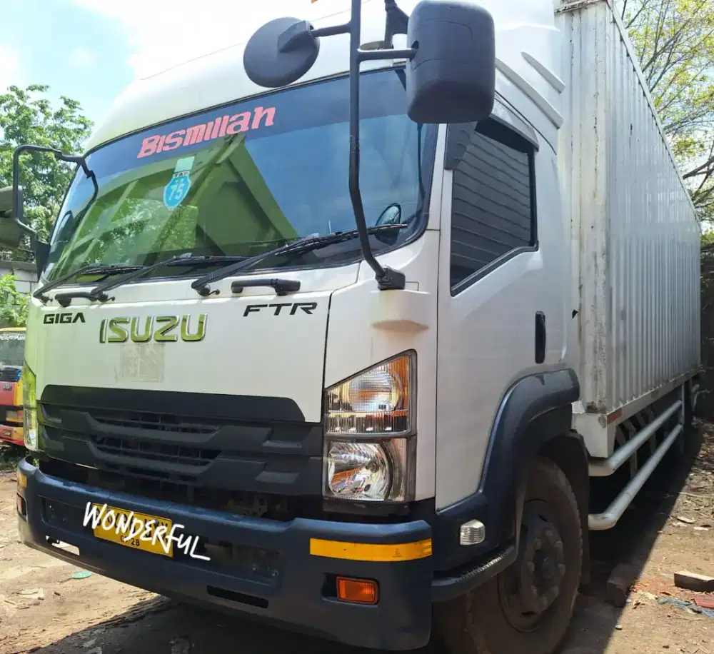 Isuzu GIGa 6ban FTR 210ps BoxBesi 8.8mtr Fulors Turbo BioSolar Lohan