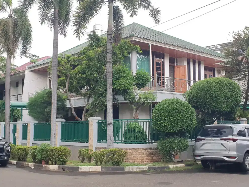 Dijual Rumah Hoek Sejuk & Asri di Gading Kirana Timur, Kelapa Gading