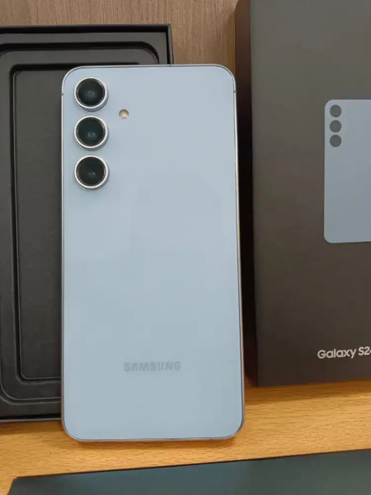 Samsung S24FE 8/256gb Resmi Sein Fullset Original