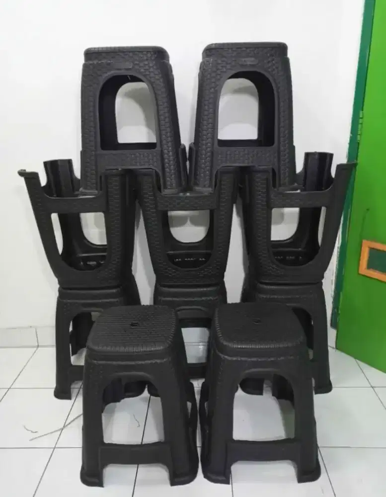 Bangku kursi sumo plastik hitam kokoh