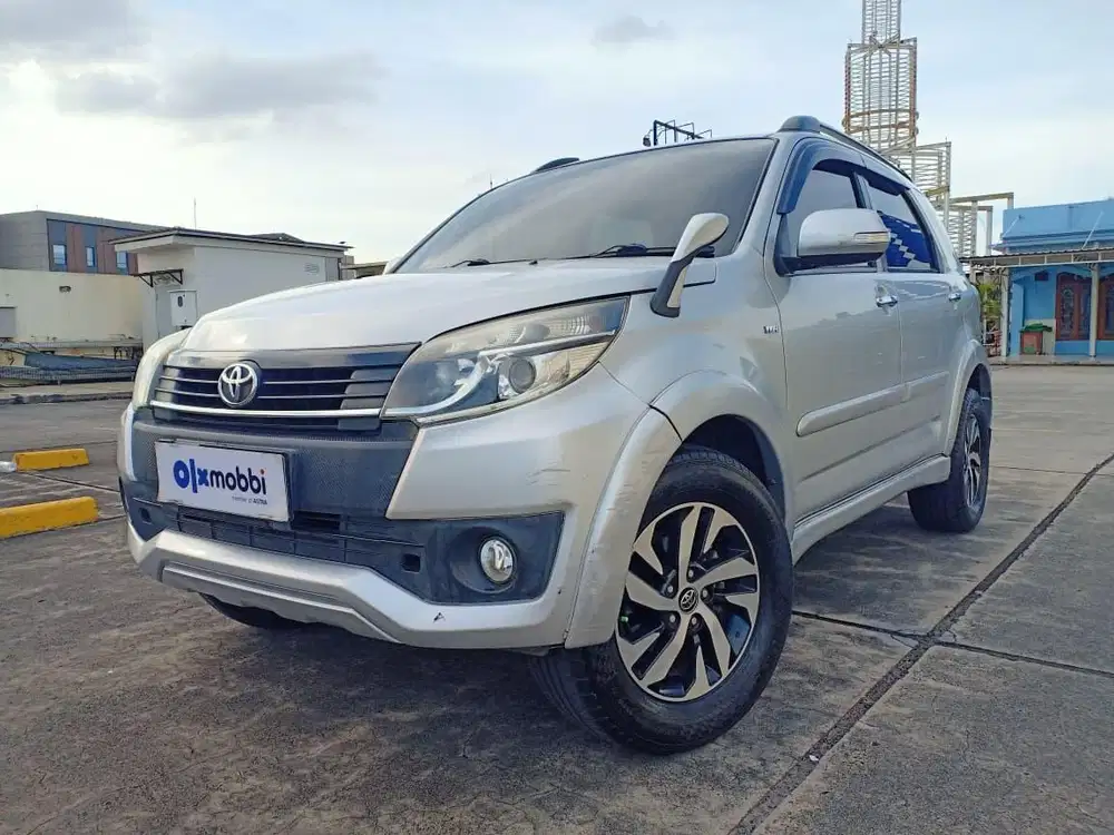 DP RENDAH Toyota Rush 1.5 G Bensin-MT 2016 SKN