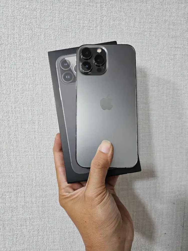 Iphone 13 Promax 256gb seken garansi ibox bisa cash/cicilan paylatter