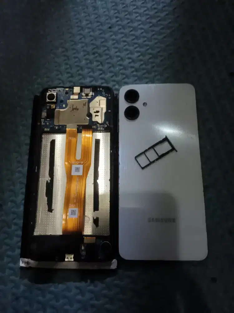 Samsung a06 5G 6/128 batangan