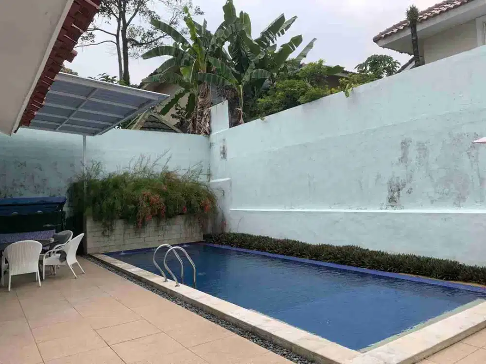 Di jual cepat rumah fullfurnished di Sentul city siap huni