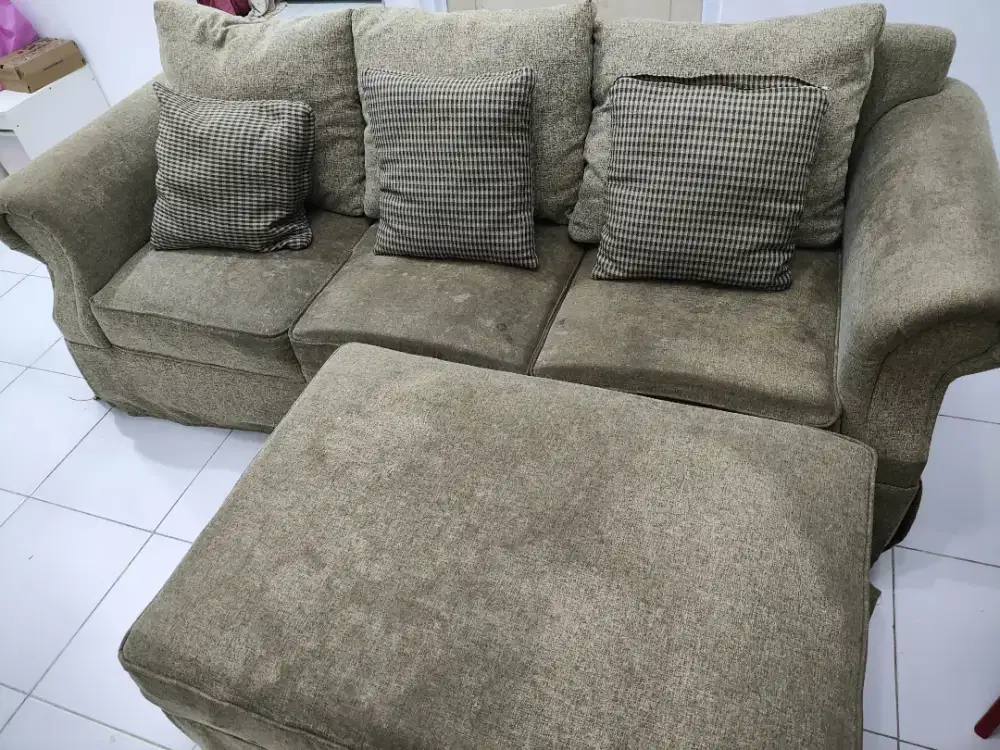 Sofa L Bantal Lengkap