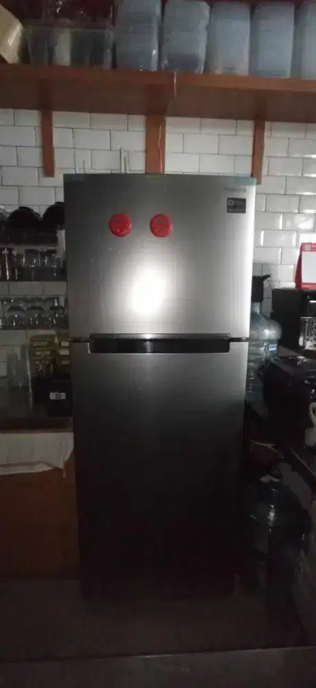 Kulkas Samsung inverter 2 pintu