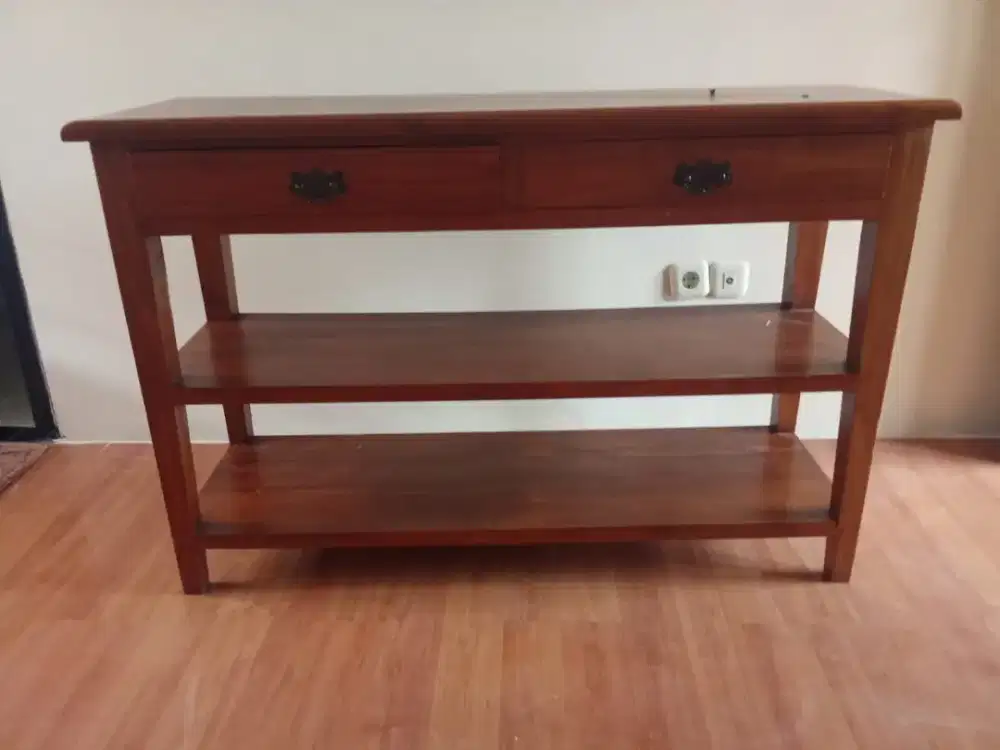 Meja Rak Jati kondisi cantik