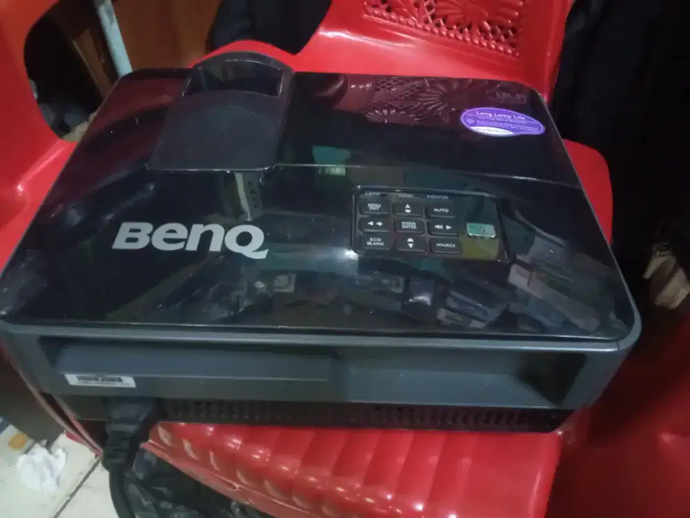 Benq ms502 , terang, siap nobar