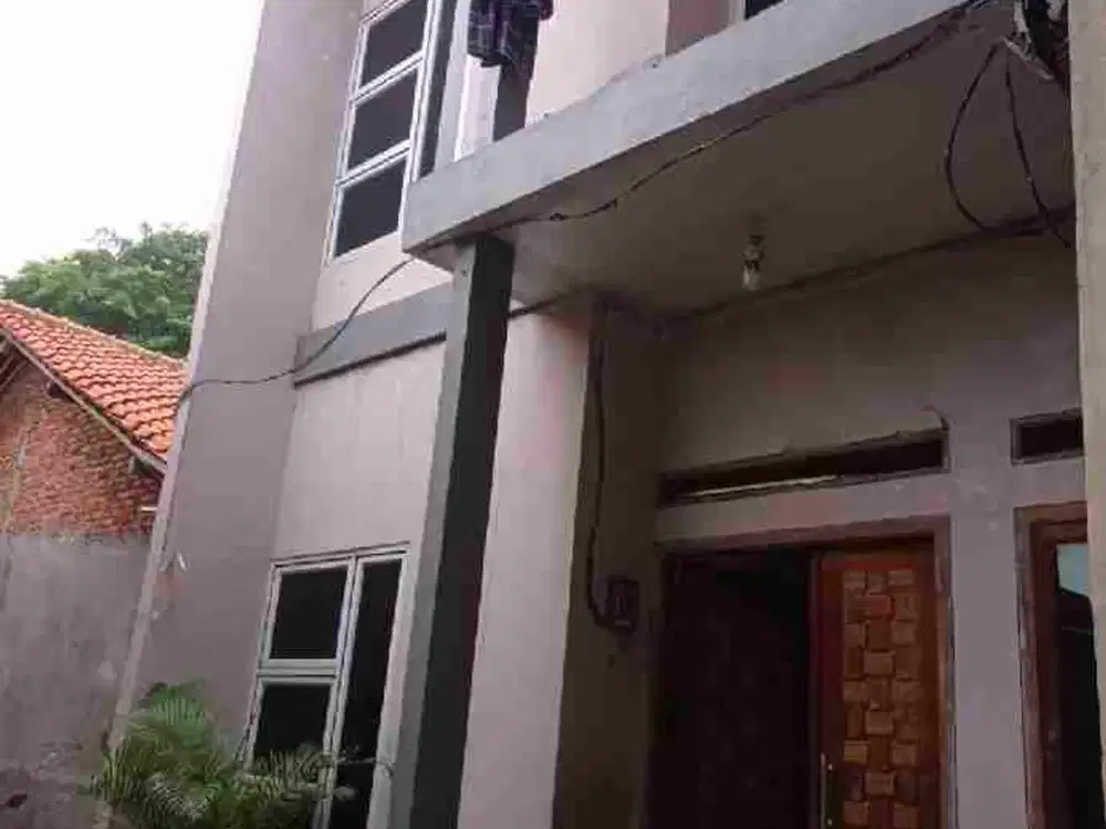 Dijual Rukam perapatan lampu Merah Gondrong