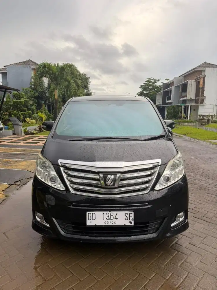 Toyota alphard 2.4X A/T 2013