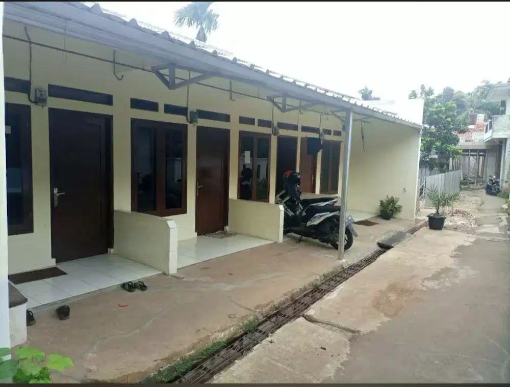 DISEWAKAN RUMAH 3 PETAK LOKASI STRATEGIS PONDOK CABE ILIR/PAMULANG