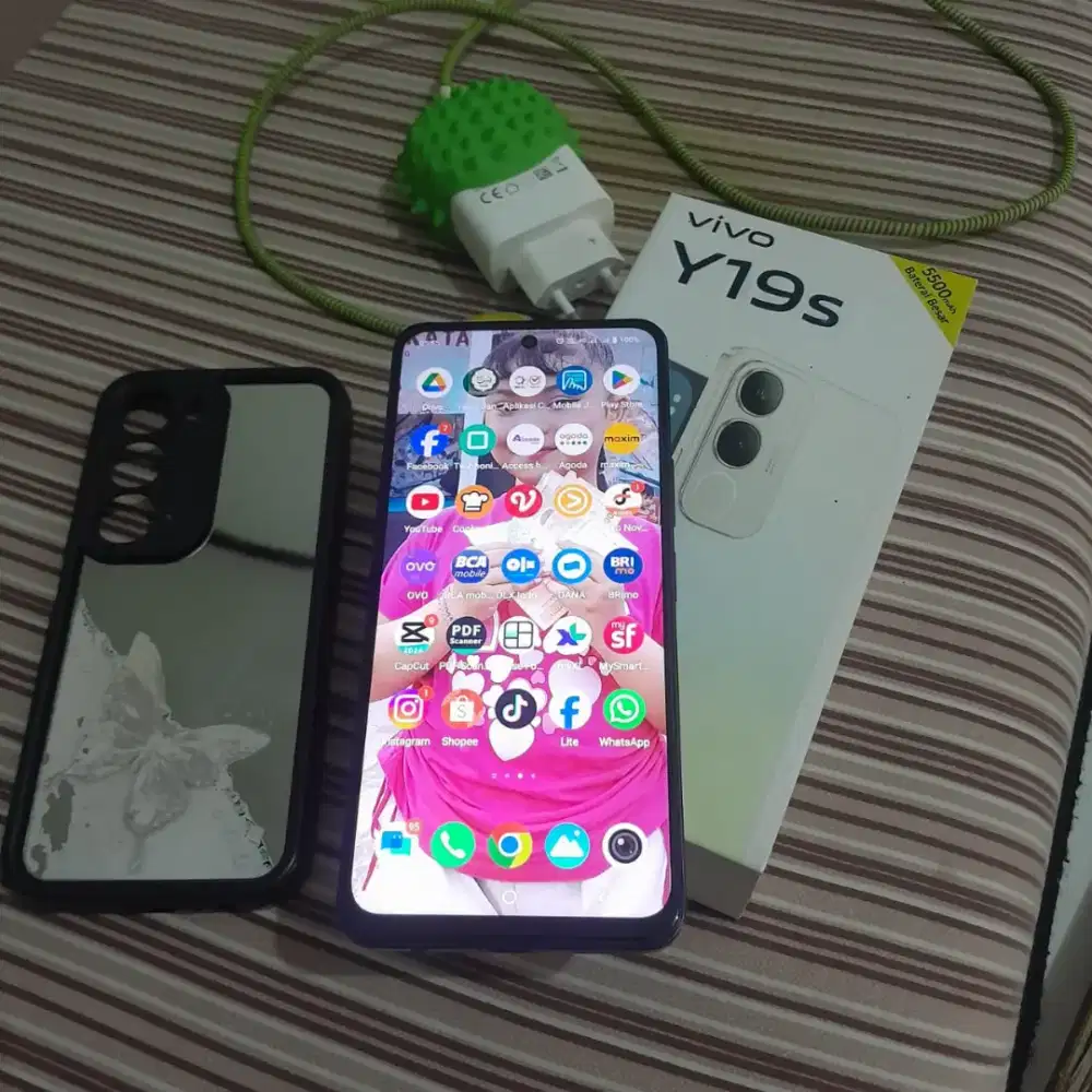 Vivo y19s ram 4+4/64 komplot