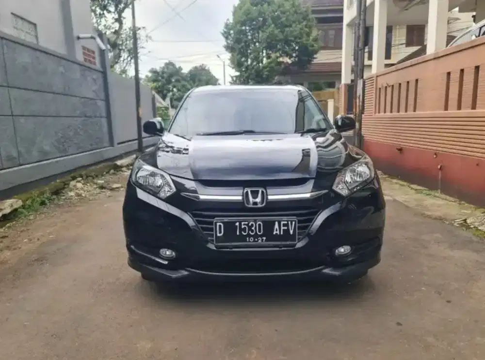 HRV E cvt 2017 | 2018 km.low 77rb non Prestige (cash kredit Bisa TT)