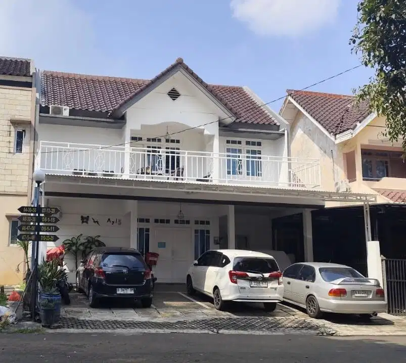 JUAL CEPAT NEGO RUMAH ADA USAHA KOST LOKASI BAGUS LIPPO KARAWACI