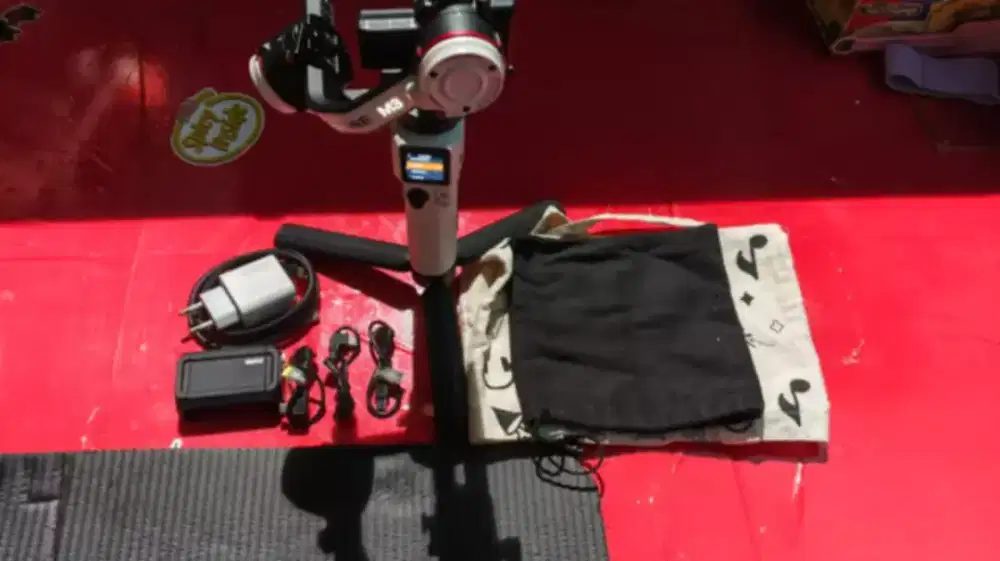 Tripod zhiyun M3 baru 7 hari pakai