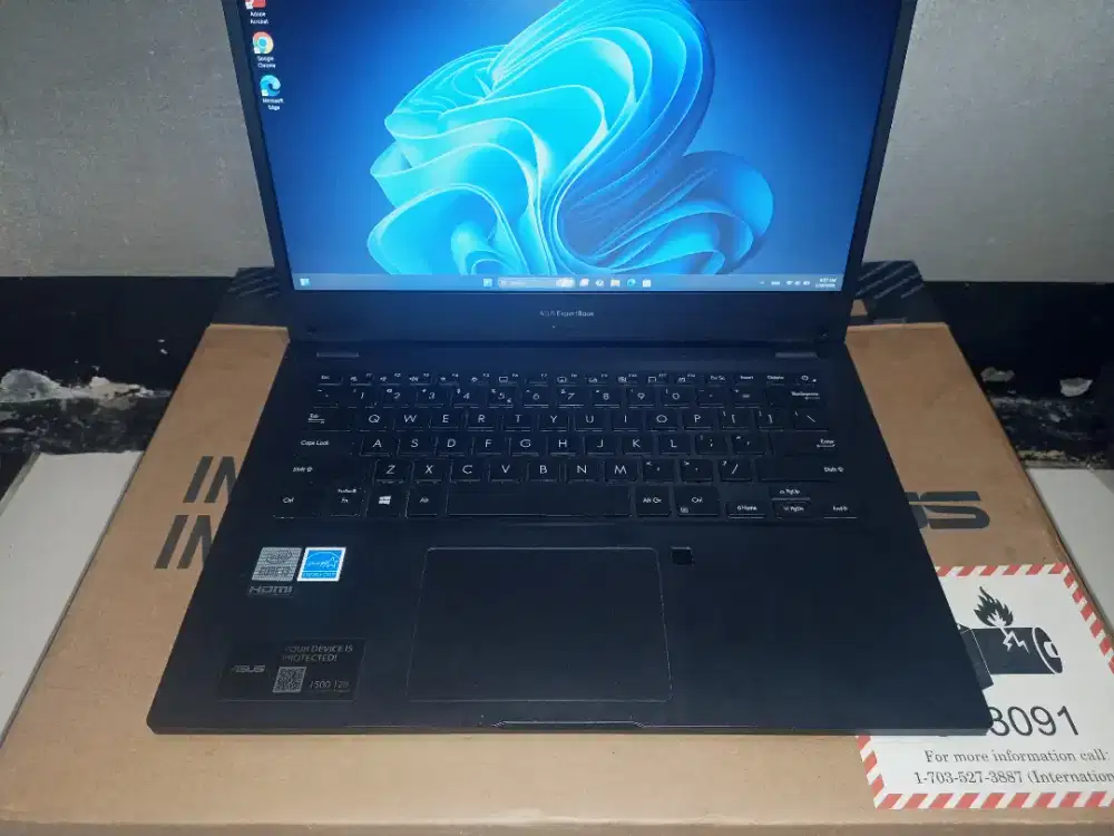 Laptop Asus Expertbook Gen 10 Fullset