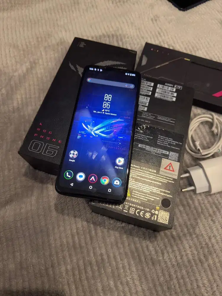 Dijual Asus Rog Phone 6 Black 5G 8/256G Resmi Lengkap