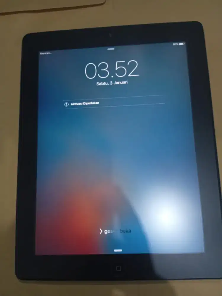iPad 64 GB lock