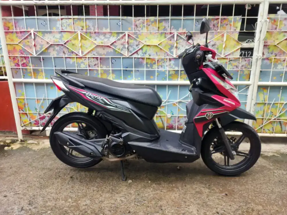 HONDA BEAT MAGENTA TH 2019 MULUS PAJAK HIDUP