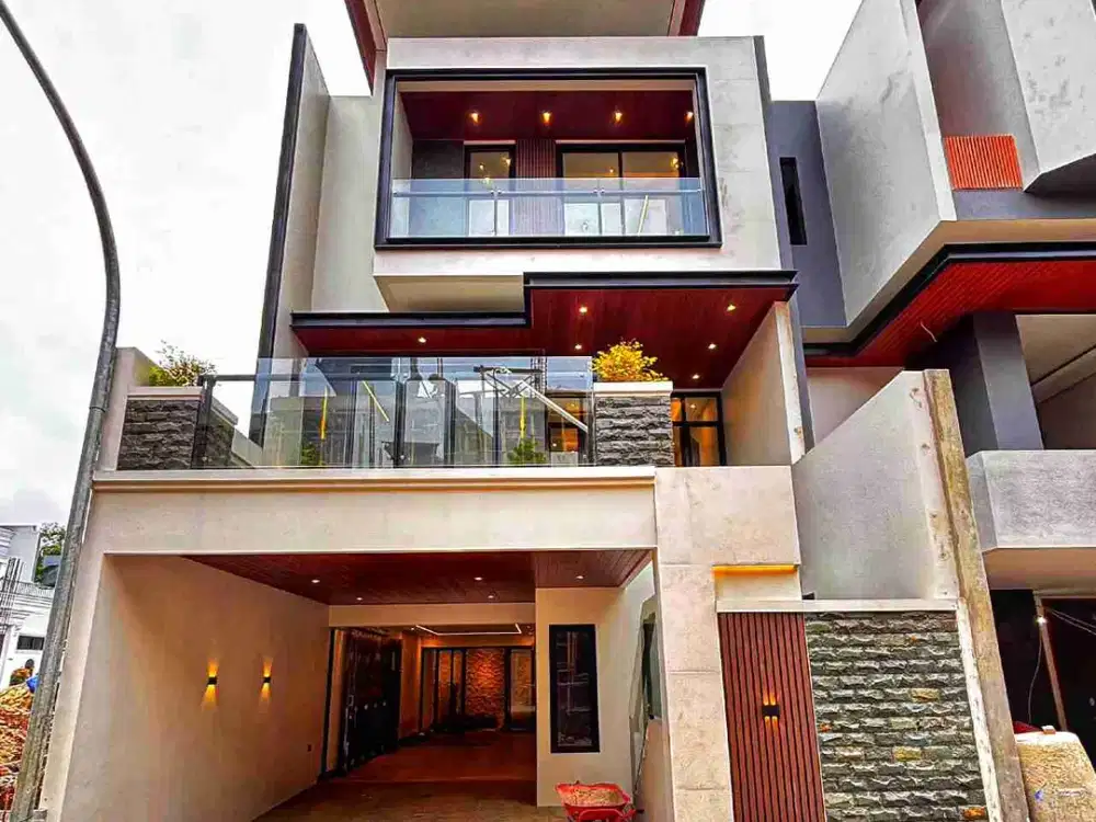 Rumah Modern Kontemporer  Dalam Townhouse  Premium Jagakarsa