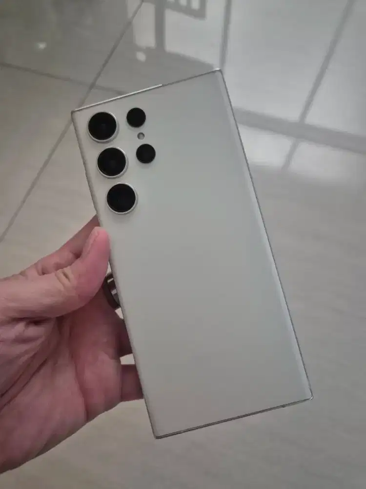 SAMSUNG S23 ULTRA 512 second 99% mulus