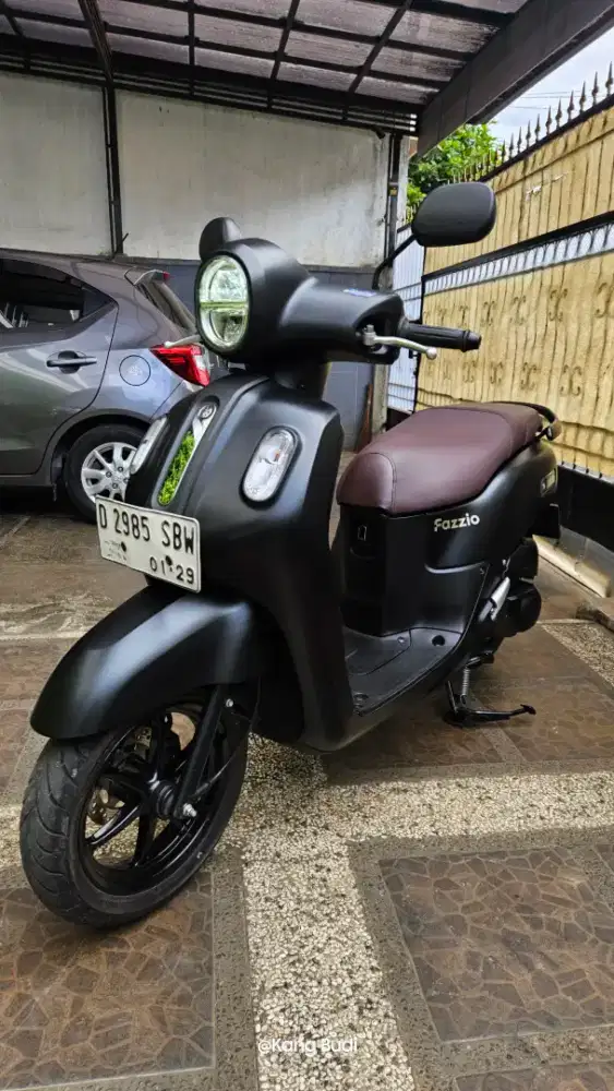 Fazzio Lux 2023 Hitam Istimewa