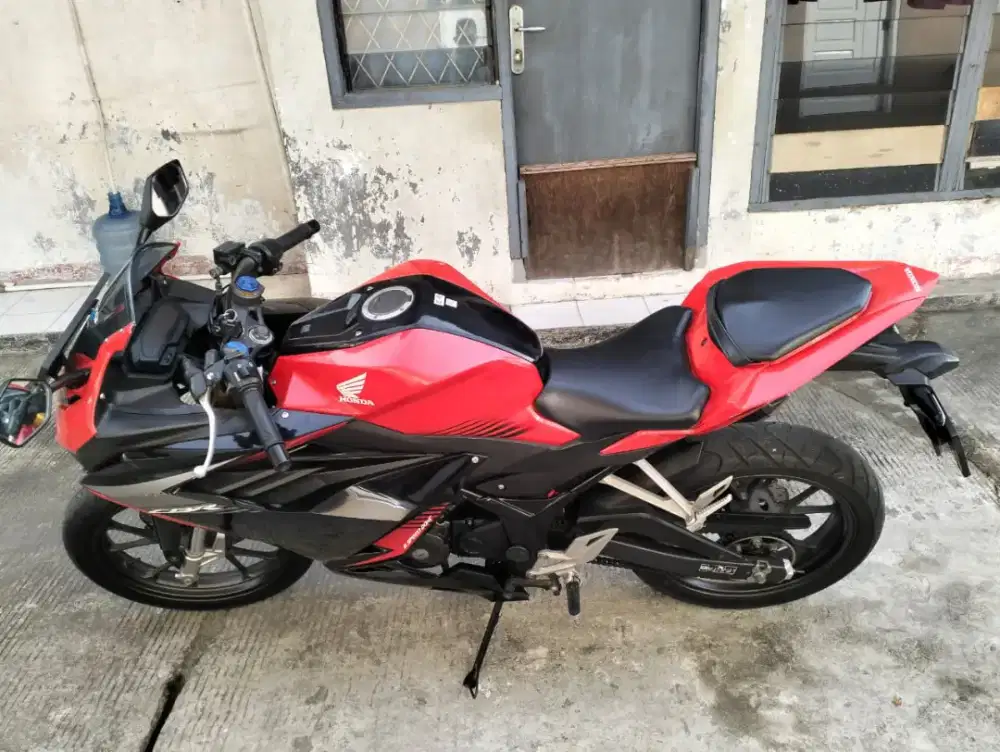 HONDA ALL NEW CBR TH 2022 MULUS ORISINIL JARANG PAKE
