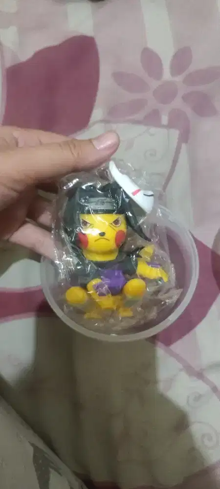 Mainan Pokemon gachapong